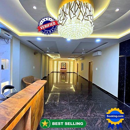 Hotel Vrinda Niddhivan ! Fully Ac, Prem Mandir At Walking Distance ! Just Near The Iskcon Temple Vrindāvan Extérieur photo